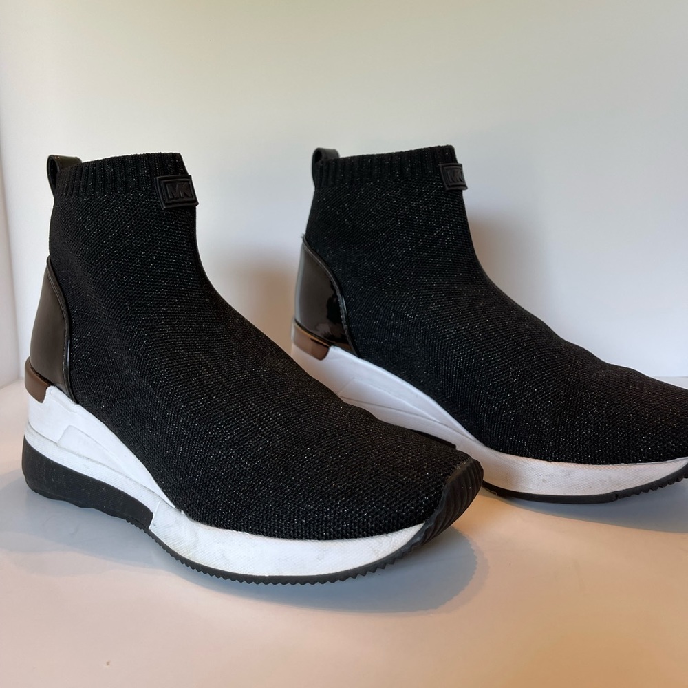 Micheal Kors Skyler Stretch Knit Sock Shoes